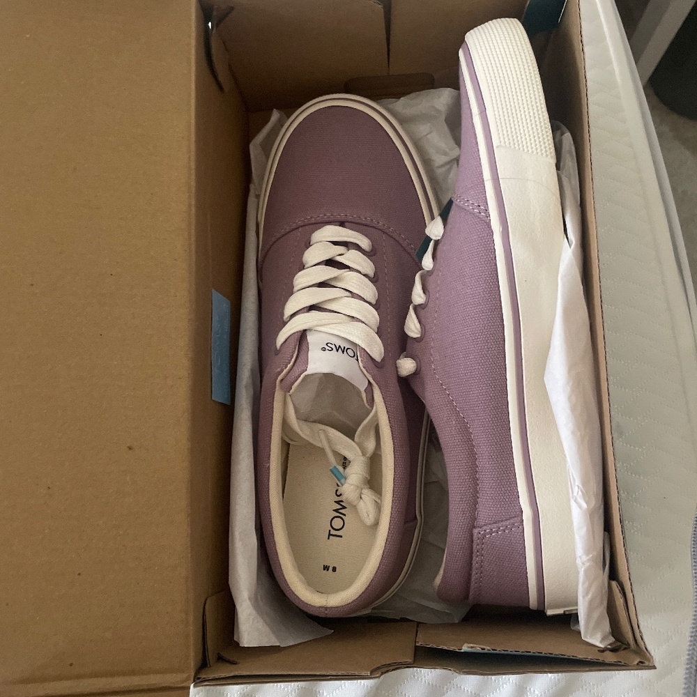 Toms Alpargata Fenix Lace Up Shoes- Elderberry- size 8